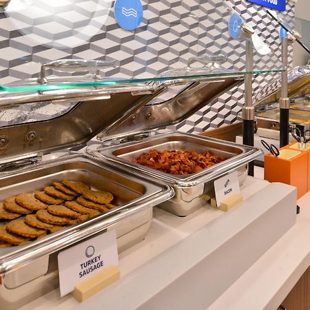 Holiday Inn Express & Suites Buford - Mall Of Georgia By Ihg מראה חיצוני תמונה